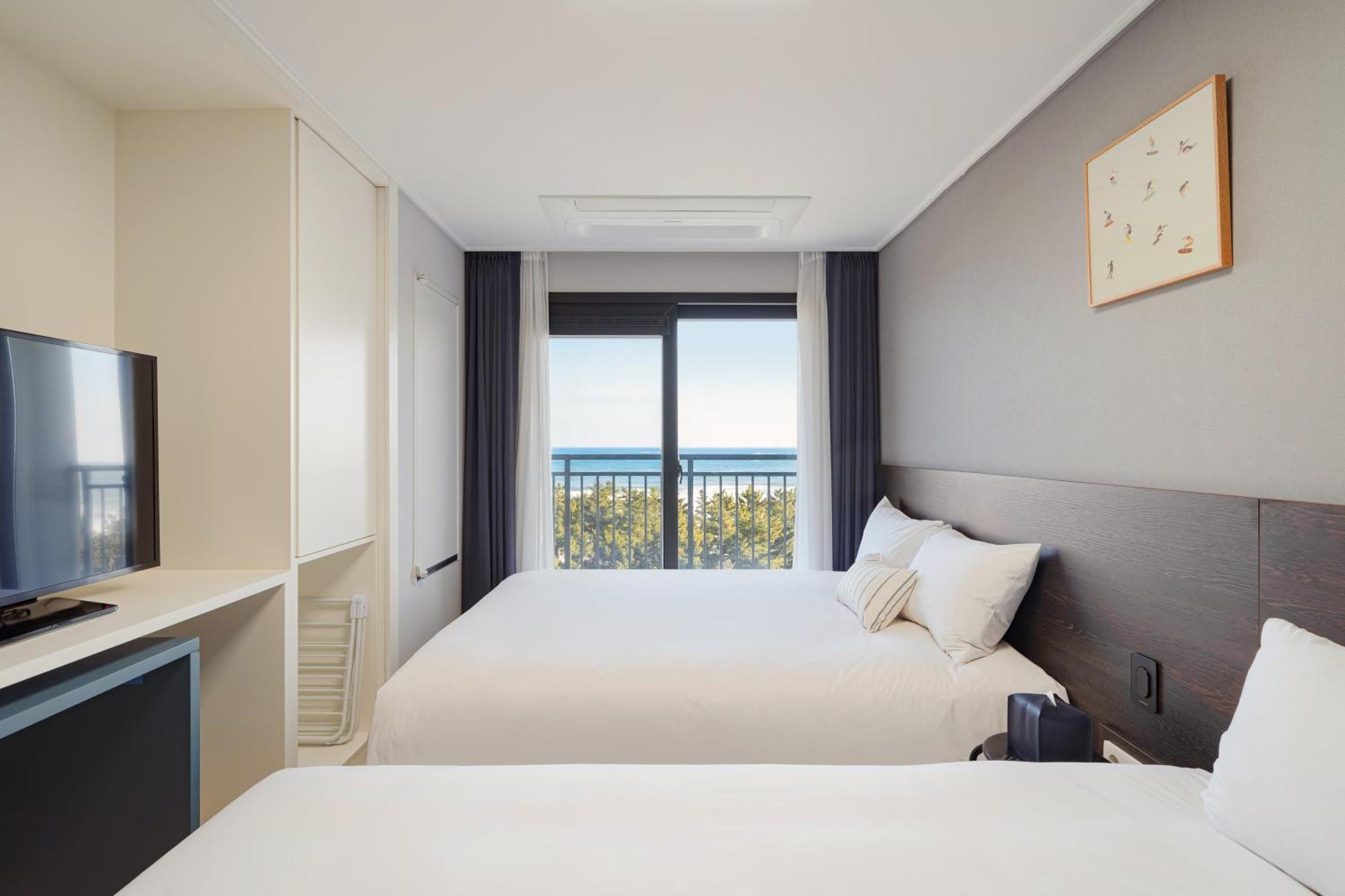 Urbanstay Sokcho Beach Ab 外观 照片
